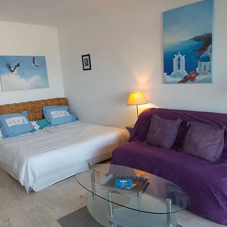 Grand Studio Vue Mer A Marina Baie Des Anges Villeneuve-Loubet Exterior photo